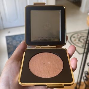 Victoria Beckham Estée Lauder Highlighter
